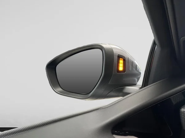 AUDI A6 Avant e-tron (2025) — foto 8 van 24