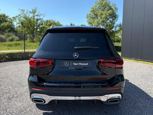Mercedes-Benz GLB (2024) — foto 20 van 23