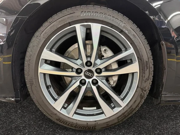 AUDI A6 SW (2026) — foto 4 van 16