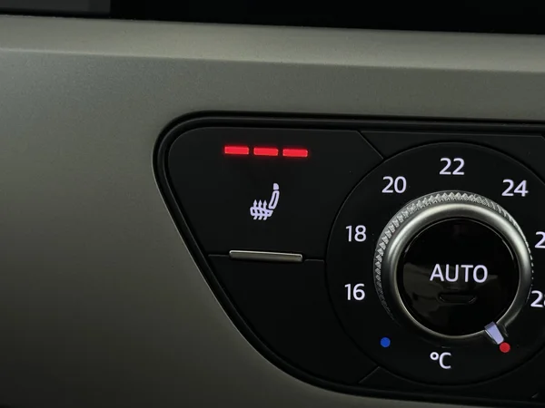 AUDI A4 (2021) — foto 19 van 30