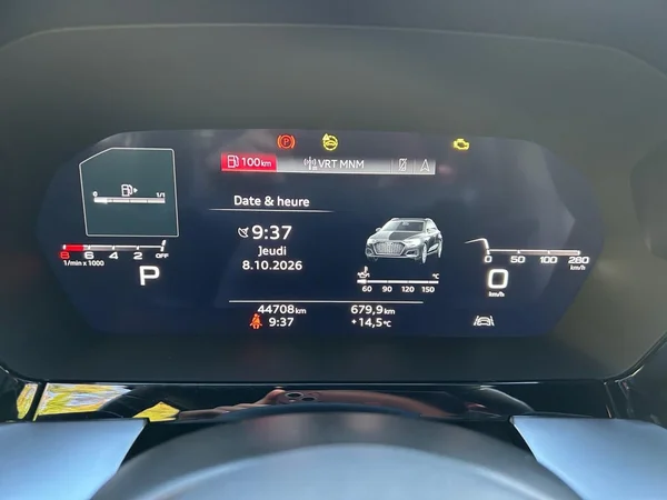 AUDI A3 Sportback (2023) — foto 8 van 25