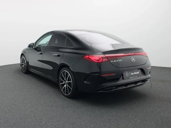 Mercedes-Benz CLA (2026) — foto 12 van 30