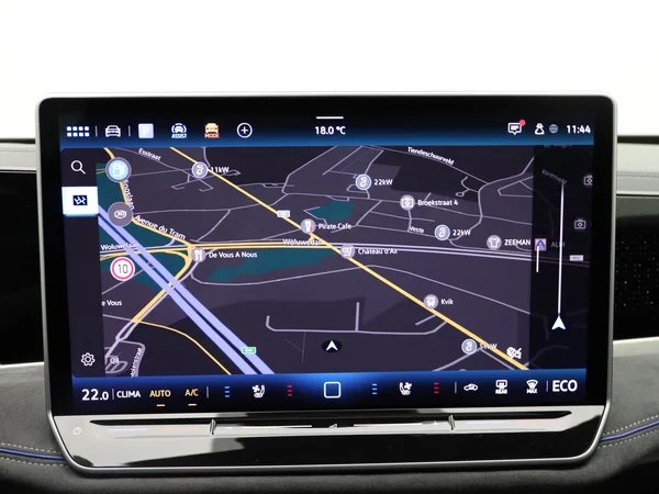 VOLKSWAGEN Passat Variant eHybrid (PHEV) (2025) — foto 9 van 25
