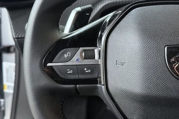 Peugeot 2008 (2025) — foto 5 van 16