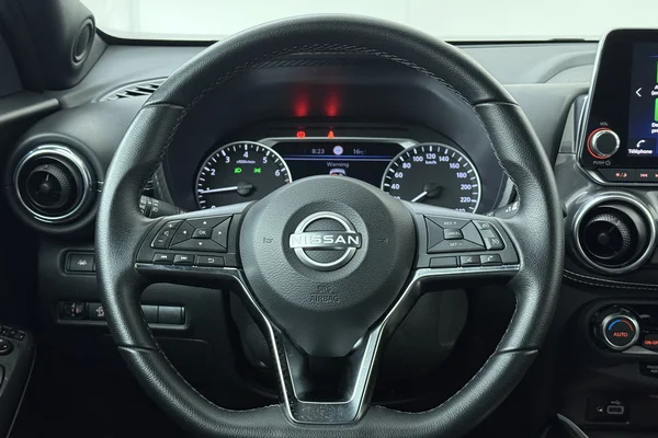Nissan Juke (2024) — foto 2 van 17