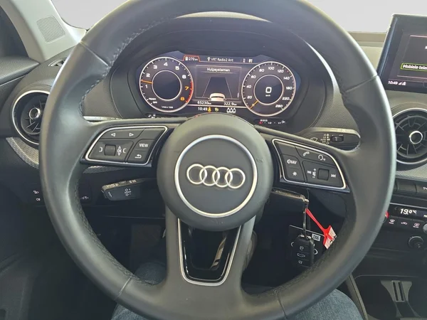 AUDI Q2 (2021) — foto 10 van 13