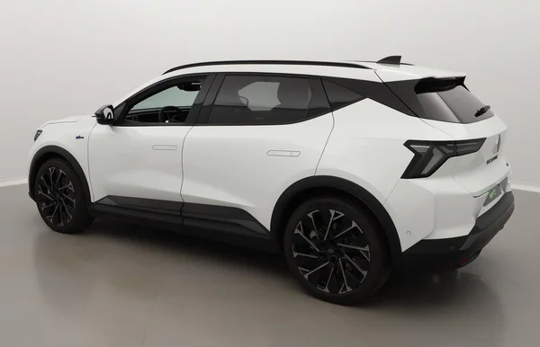 Renault E-Scenic E-Tech (2025) — foto 23 van 30