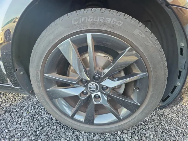 SKODA Octavia SW (2019) — foto 17 van 24