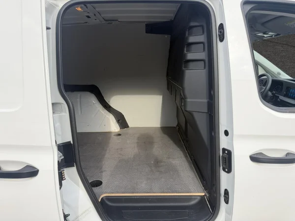 VOLKSWAGEN Caddy Cargo Dsl (2024) — foto 20 van 36