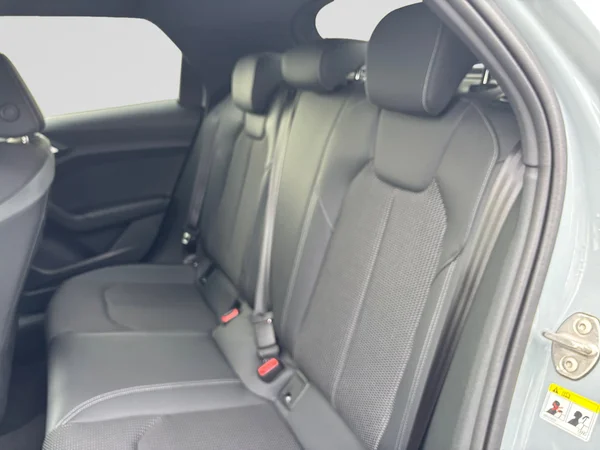 AUDI A1 Sportback (2022) — foto 9 van 19