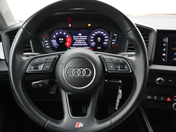 AUDI A1 Sportback (2019) — foto 11 van 24
