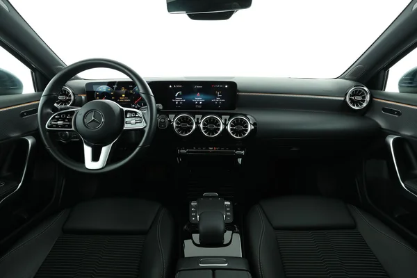 Mercedes-Benz A-Klasse (2021) — foto 3 van 16