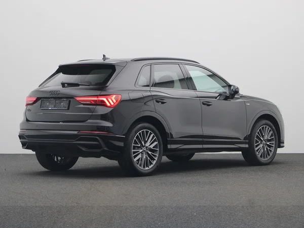 AUDI Q3 (2023) — foto 12 van 21