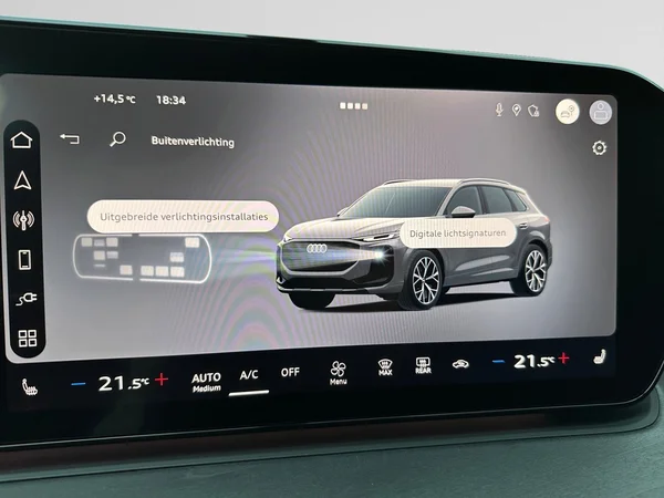 AUDI Q3 SUV e-hybrid (PHEV) (2025) — foto 15 van 26