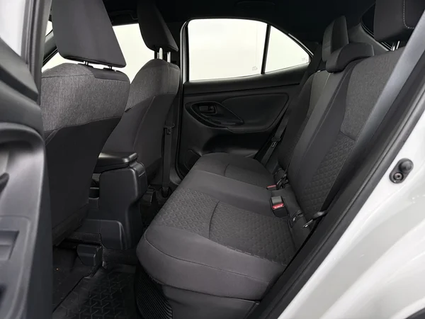 TOYOTA Yaris Cross (2022) — foto 5 van 30