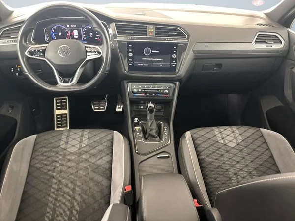 VOLKSWAGEN Tiguan (2023) — foto 4 van 17