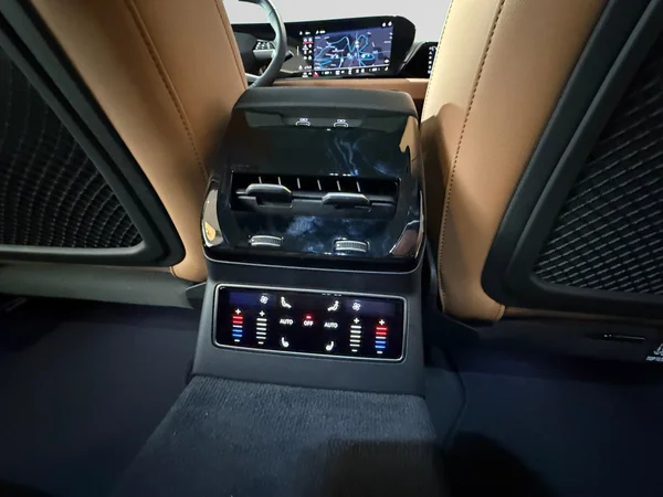 AUDI A6 e-hybrid (PHEV) (2026) — foto 7 van 21