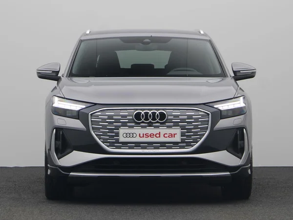 AUDI Q4 e-tron (2024) — foto 19 van 23