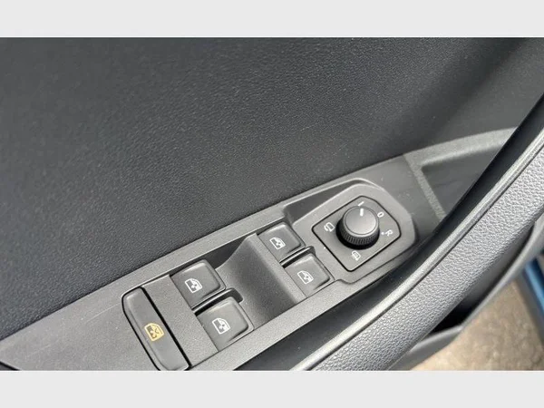 Skoda Karoq (2022) — foto 15 van 24