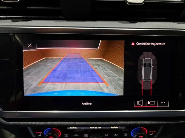 Audi Q3 (2019) — foto 4 van 28