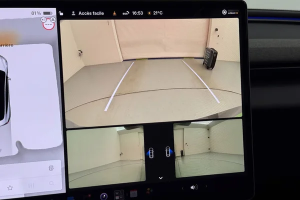 Tesla Model 3 (2025) — foto 30 van 30