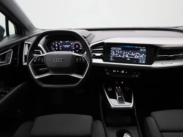 Audi Q4 e-tron (2021) — foto 48 van 48