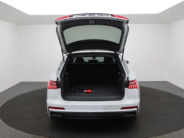 Audi A6 (2024) — foto 5 van 23