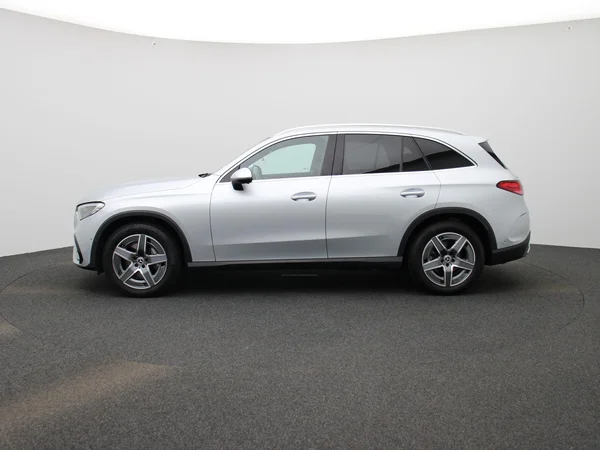 Mercedes-Benz GLC (2025) — foto 34 van 49