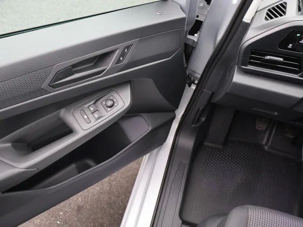 VOLKSWAGEN Caddy Cargo (2026) — foto 17 van 21