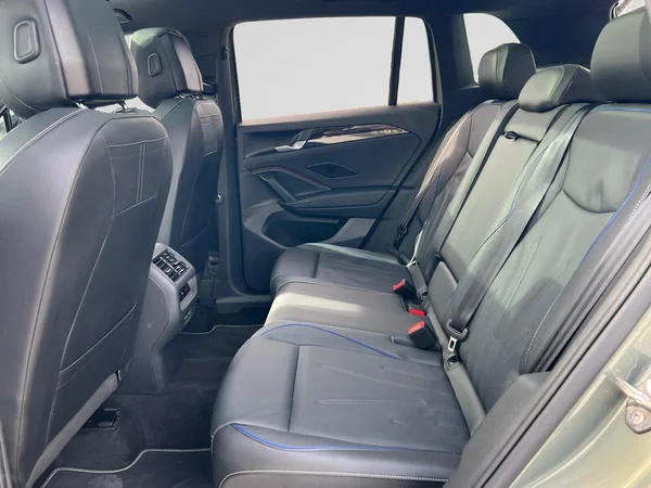 VOLKSWAGEN Tiguan (2025) — foto 5 van 17