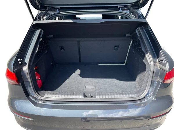AUDI A3 Sportback (2024) — foto 14 van 19