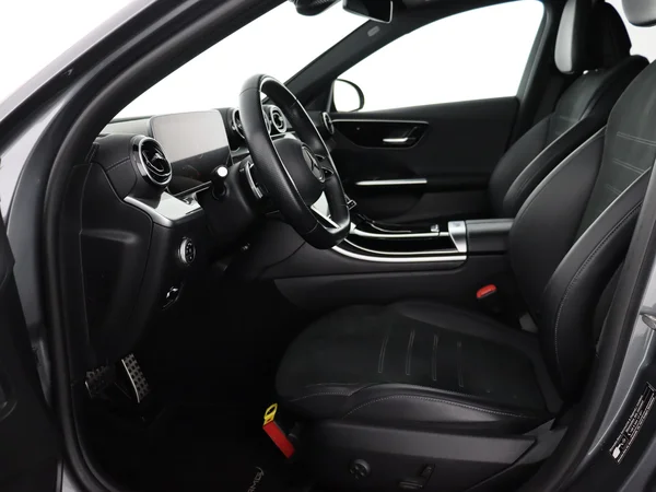 MERCEDES C 300 (2023) — foto 2 van 33
