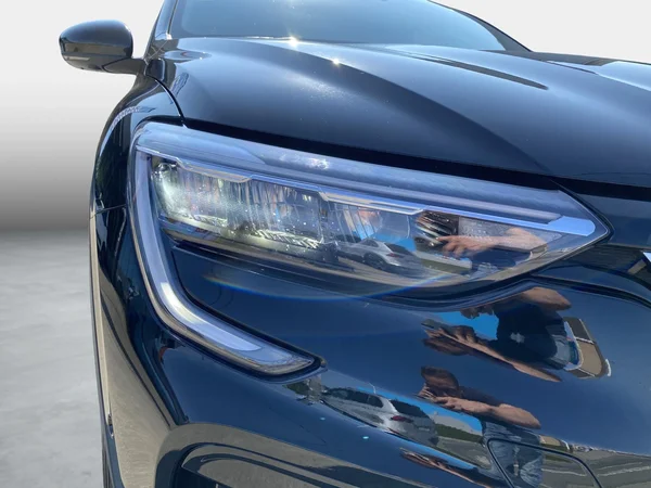 Renault Arkana (2025) — foto 8 van 20