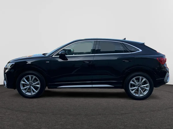 AUDI Q3 Sportback (2025) — foto 12 van 24