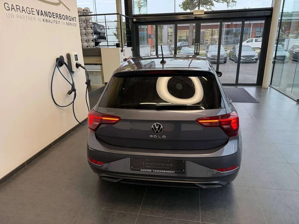 Volkswagen Polo (2022) — foto 16 van 20