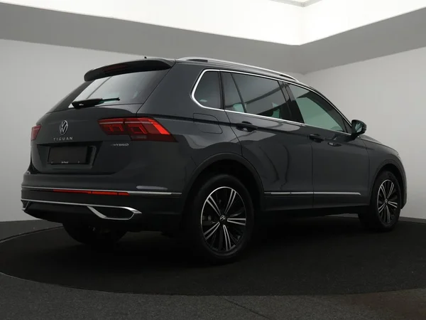 VOLKSWAGEN Tiguan eHybrid (PHEV) (2022) — foto 20 van 24