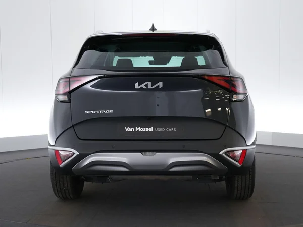 Kia Sportage (2024) — foto 16 van 21