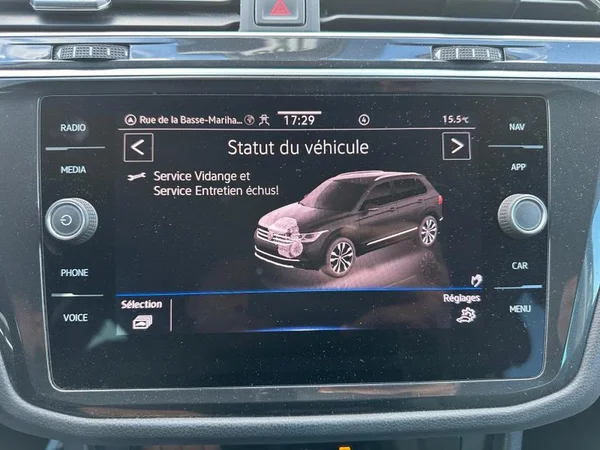 VOLKSWAGEN Tiguan Dsl (2023) — foto 13 van 35