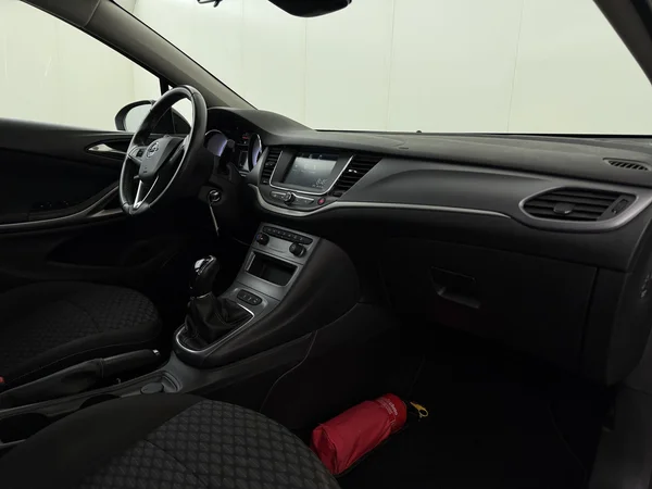 OPEL Astra (2022) — foto 3 van 25