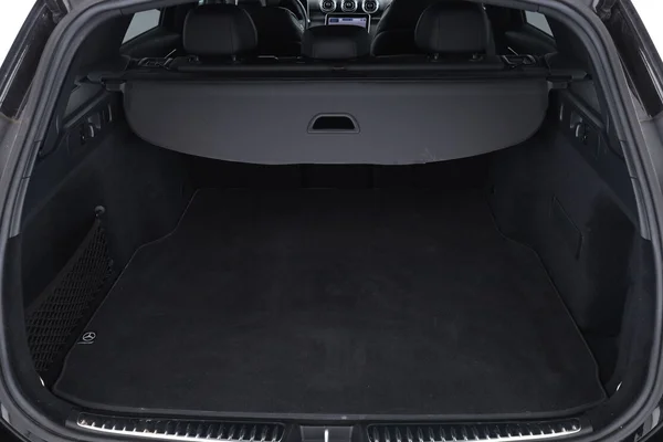 Mercedes-Benz C-Klasse (2024) — foto 8 van 16