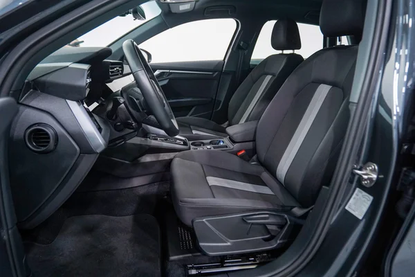 Audi A3 Sportback (2024) — foto 4 van 43
