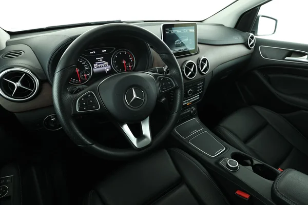 Mercedes-Benz B-Klasse (2016) — foto 2 van 16