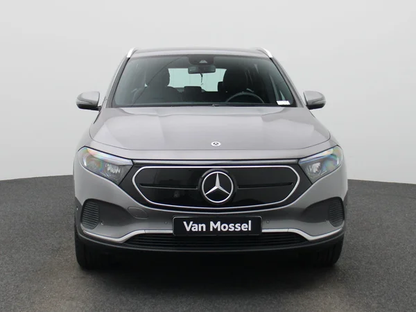 Mercedes-Benz EQA (2024) — foto 23 van 43