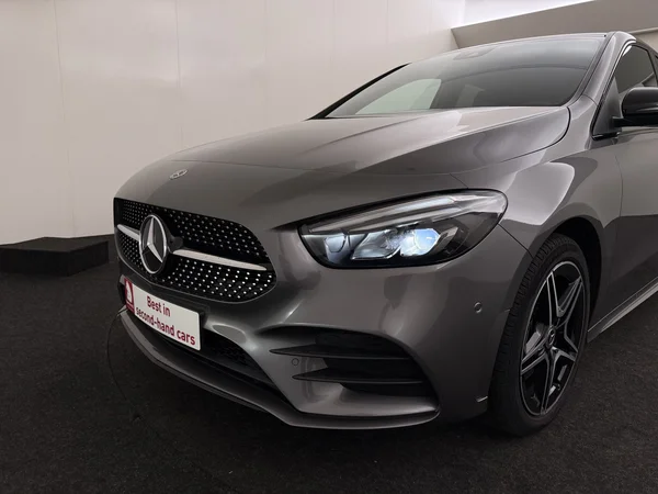 MERCEDES B 250 (2022) — foto 26 van 32