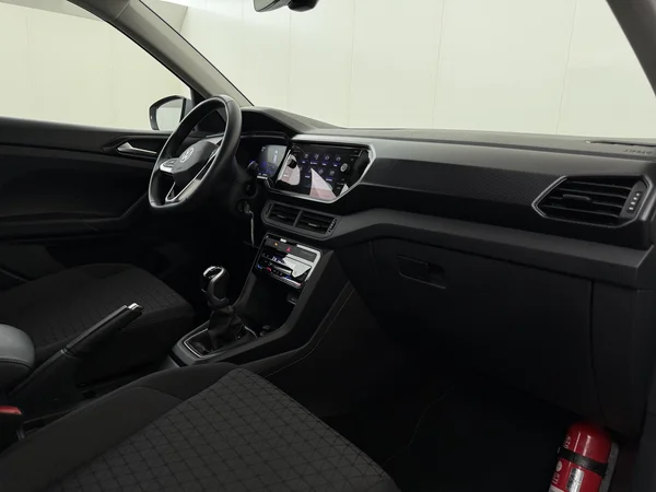 VOLKSWAGEN T-Cross (2023) — foto 3 van 26