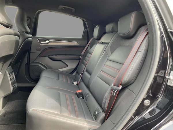 Renault Arkana (2022) — foto 6 van 20