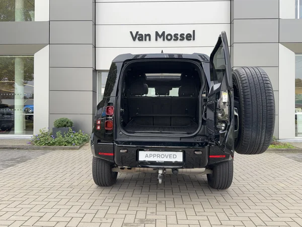 Land Rover Defender (2022) — foto 29 van 31