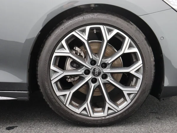 AUDI A6 Avant (2025) — foto 15 van 17