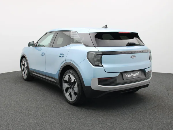 Ford Explorer (2024) — foto 19 van 25