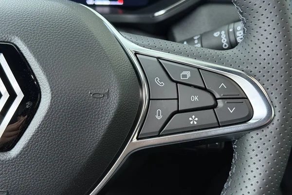 Renault Captur (2025) — foto 6 van 16